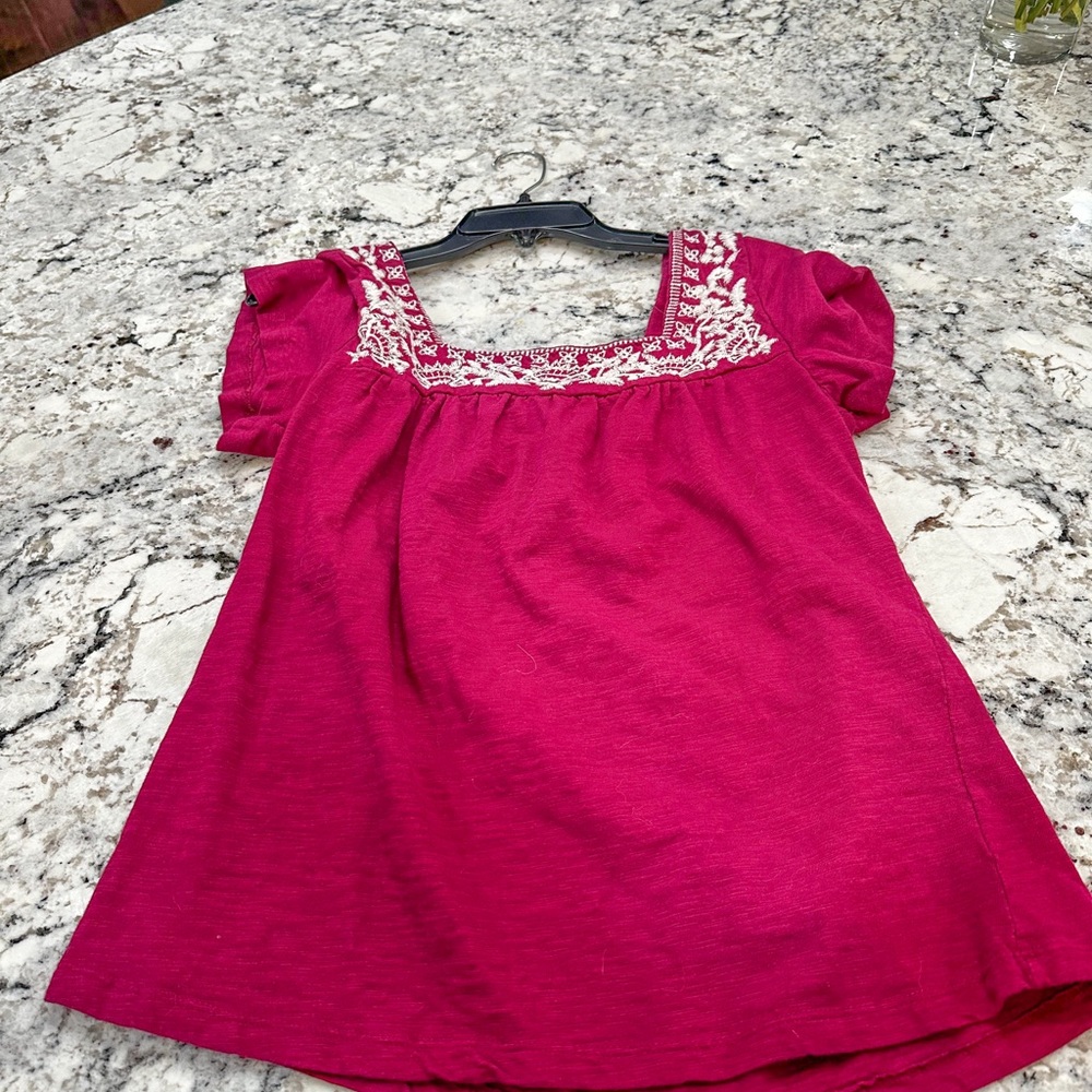 Maroon Top - Picture 2 of 2